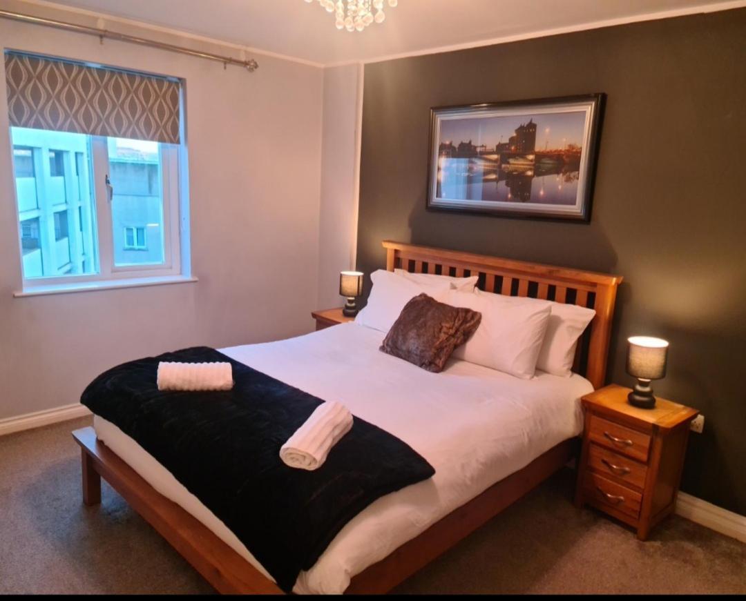 City Centre Top Floor Apartment In Belfast City Centre 외부 사진