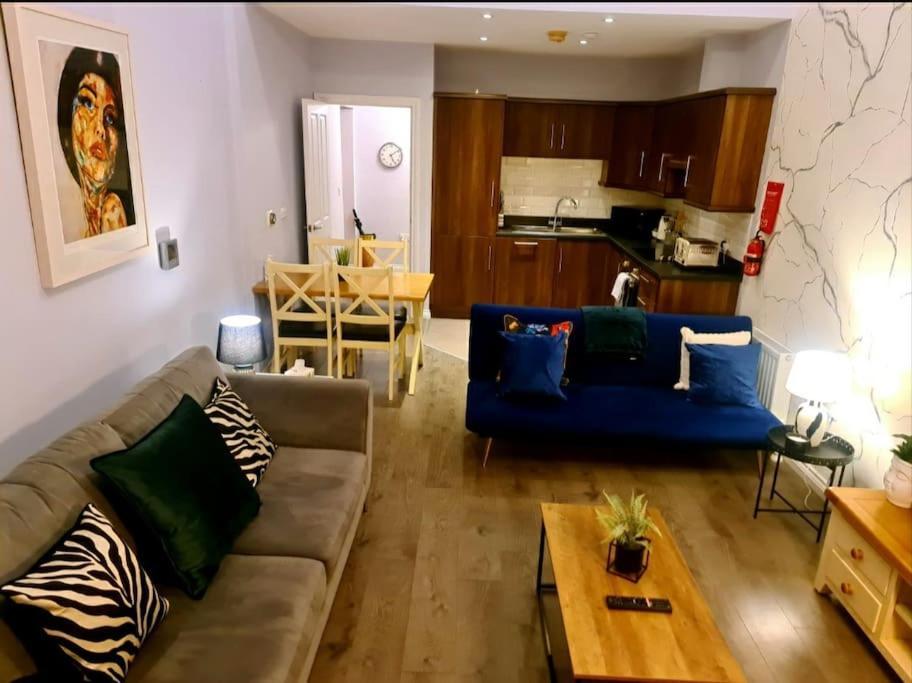 City Centre Top Floor Apartment In Belfast City Centre 외부 사진